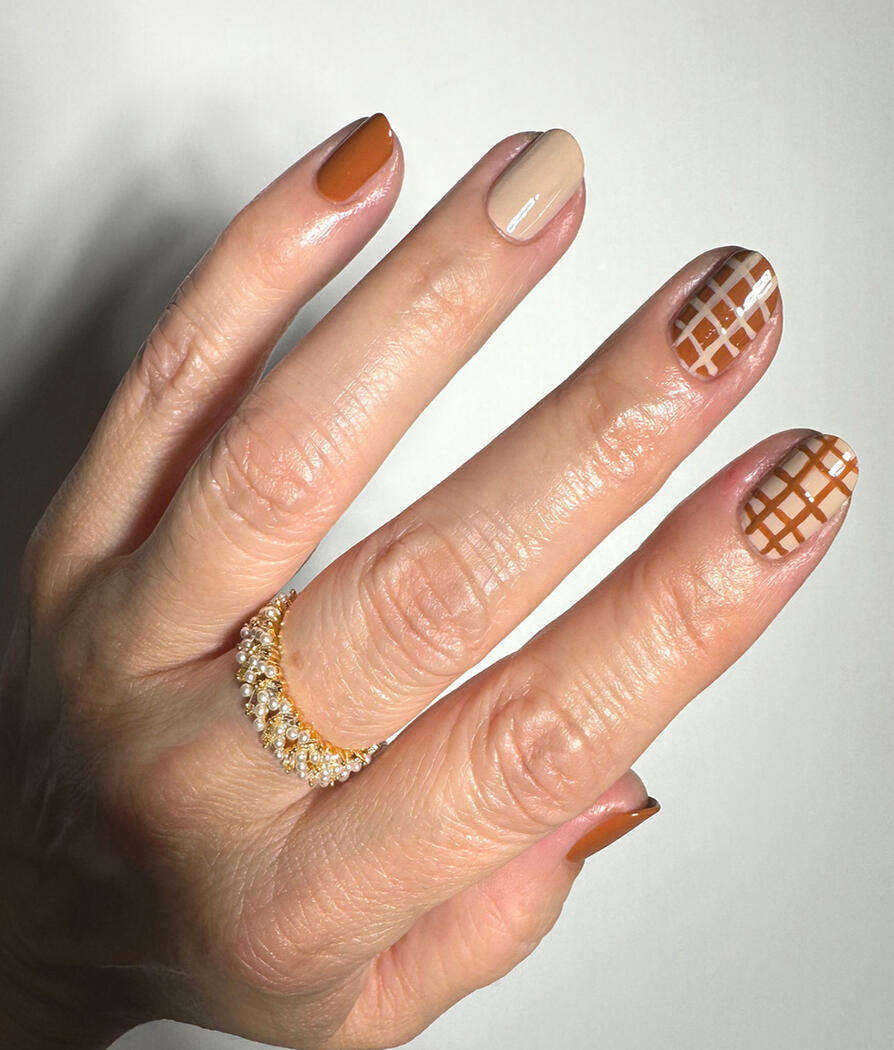 BeautyGARDE — Easy Grid Mani · IG